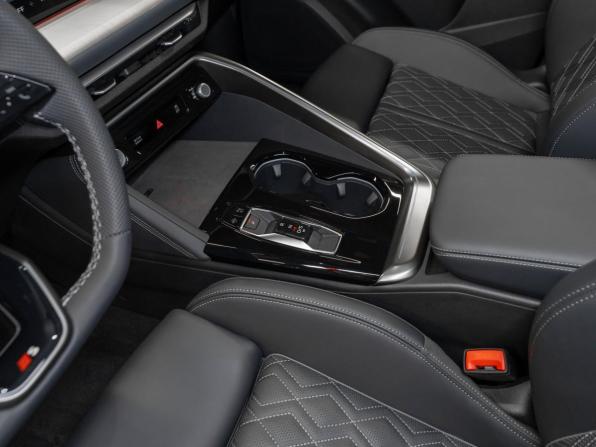 Audi Q5 III (GU) с пробегом 2026 года, цена 6 490 000 рублей, 11 км, внедорожник, Автокод Объявления
