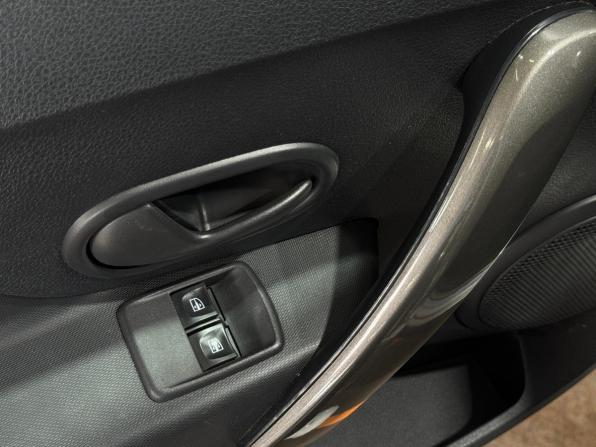 Renault Sandero II с пробегом 2018 года, цена 1 250 000 рублей, 55517 км, хэтчбек, Автокод Объявления
