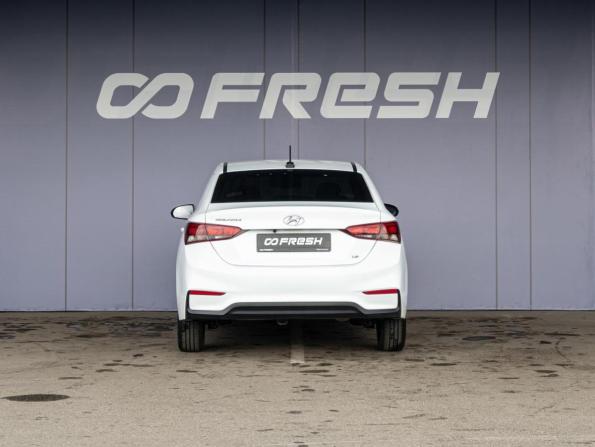 Hyundai Solaris II с пробегом 2019 года, цена 1 385 000 рублей, 108343 км, седан, Автокод Объявления
