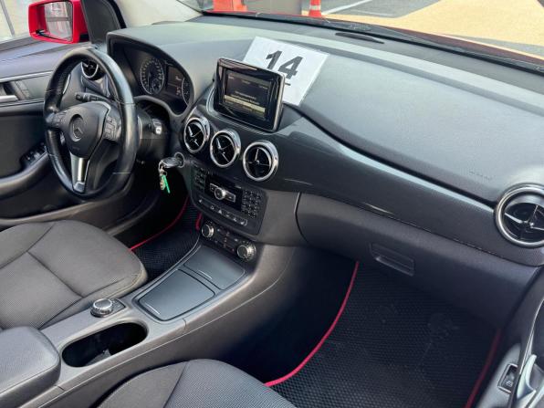 Mercedes-Benz B-Класс II (W246) с пробегом 2013 года, цена 1 049 000 рублей, 183000 км, хэтчбек, Автокод Объявления