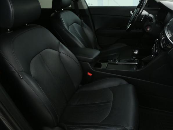 Kia Optima IV с пробегом 2018 года, цена 1 756 000 рублей, 142000 км, седан, Автокод Объявления