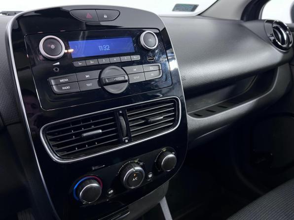 Renault Clio IV Рестайлинг с пробегом 2019 года, цена 808 000 рублей, 142910 км, универсал, Автокод Объявления