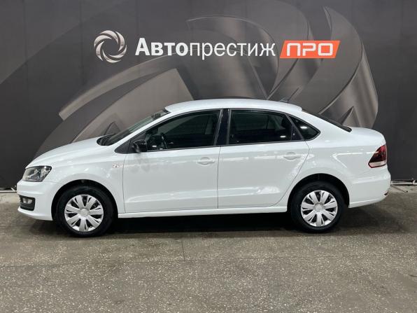 Volkswagen Polo V Рестайлинг с пробегом 2020 года, цена 1 370 000 рублей, 76000 км, седан, Автокод Объявления