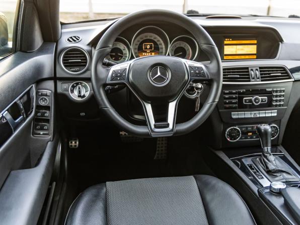 Mercedes-Benz C-Класс III (W204) Рестайлинг с пробегом 2011 года, цена 1 488 000 рублей, 198520 км, седан, Автокод Объявления