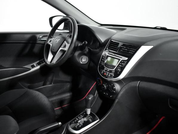 Hyundai Solaris I с пробегом 2011 года, цена 647 900 рублей, 195790 км, седан, Автокод Объявления