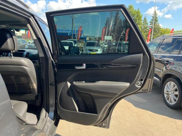 Kia Sorento II Рестайлинг с пробегом 2014 года, цена 1 850 000 рублей, 185010 км, внедорожник, Автокод Объявления
