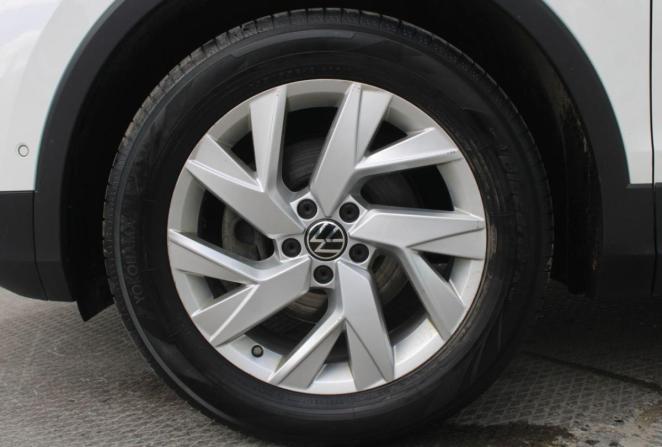 Volkswagen Tiguan II Рестайлинг с пробегом 2021 года, цена 2 860 000 рублей, 56293 км, внедорожник, Автокод Объявления
