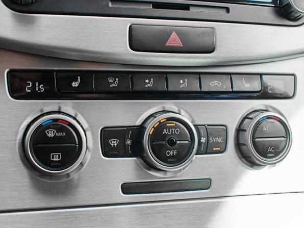 Volkswagen Passat B7 с пробегом 2012 года, цена 1 150 000 рублей, 247663 км, седан, Автокод Объявления