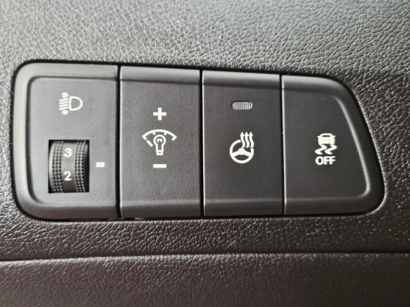 Hyundai Elantra V (MD) Рестайлинг с пробегом 2015 года, цена 1 157 000 рублей, 157500 км, седан, Автокод Объявления