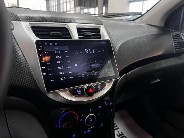 Hyundai Solaris I с пробегом 2012 года, цена 625 000 рублей, 251788 км, хэтчбек, Автокод Объявления