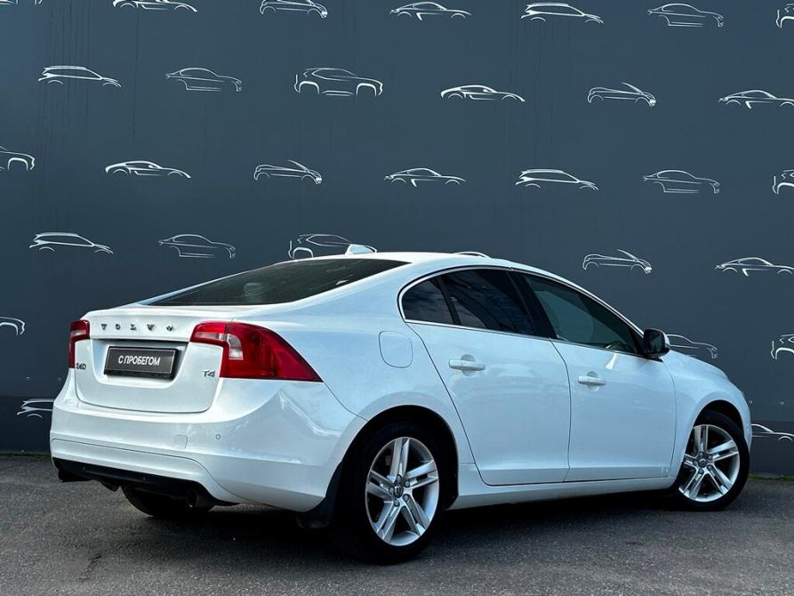 Volvo S60 II Рестайлинг Санкт-Петербург  - изображение 2