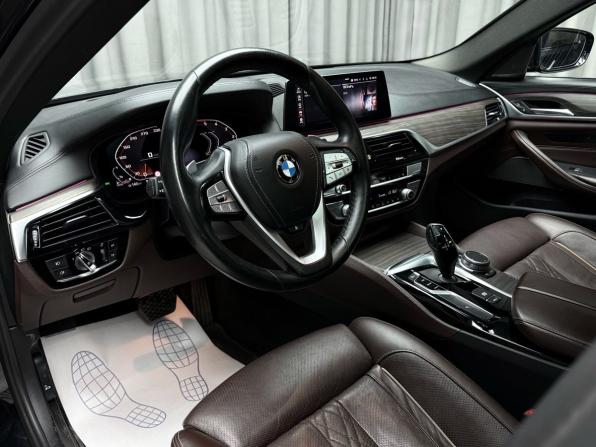 BMW 5 серии VII (G30/G31/G38) с пробегом 2020 года, цена 3 939 000 рублей, 96000 км, седан, Автокод Объявления