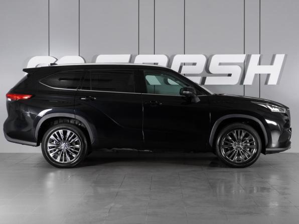 Toyota Highlander IV (XU70) с пробегом 2026 года, цена 5 782 000 рублей, 1 км, внедорожник, Автокод Объявления