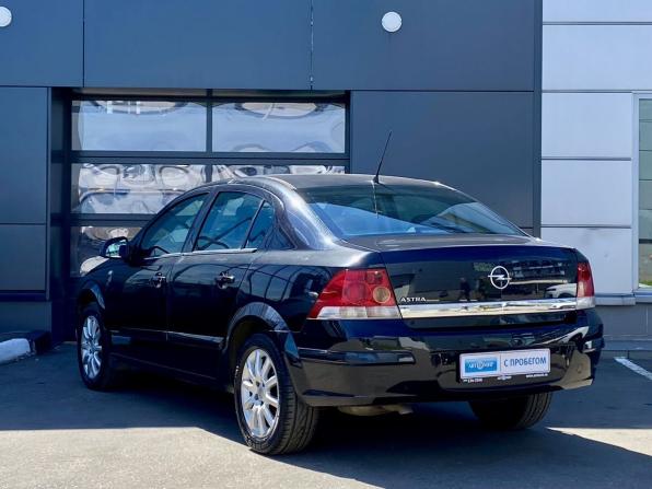 Opel Astra H Рестайлинг с пробегом 2013 года, цена 799 000 рублей, 66937 км, седан, Автокод Объявления