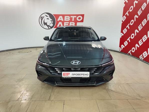 Hyundai Elantra VII (CN7) Рестайлинг с пробегом 2023 года, цена 2 399 000 рублей, 32179 км, седан, Автокод Объявления