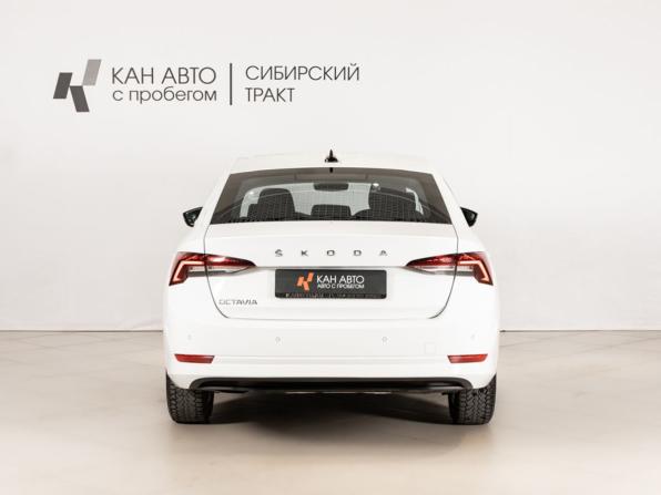 Skoda Octavia IV (A8) с пробегом 2021 года, цена 2 200 000 рублей, 121664 км, лифтбек, Автокод Объявления