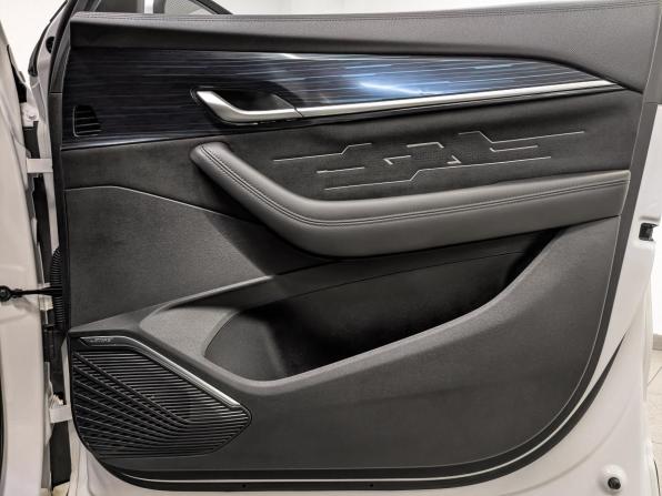 Geely Monjaro I с пробегом 2024 года, цена 3 550 000 рублей, 20359 км, внедорожник, Автокод Объявления