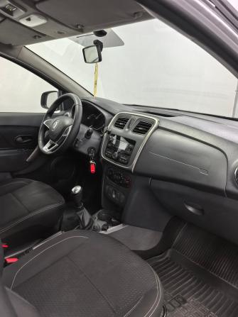 Renault Sandero II Рестайлинг с пробегом 2022 года, цена 1 090 000 рублей, 71357 км, хэтчбек, Автокод Объявления