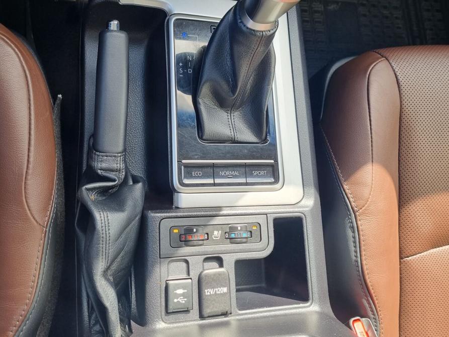 Toyota Land Cruiser Prado 150 Series Рестайлинг 2 Екатеринбург  - изображение 29