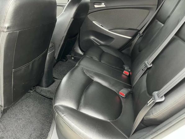 Hyundai Solaris I с пробегом 2014 года, цена 995 749 рублей, 123215 км, седан, Автокод Объявления