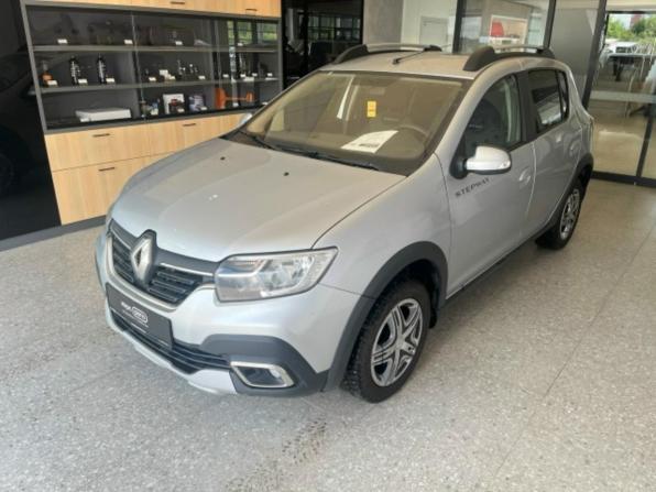 Renault Sandero II Рестайлинг с пробегом 2021 года, цена 1 094 000 рублей, 135039 км, хэтчбек, Автокод Объявления