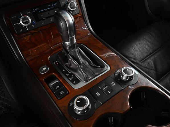 Volkswagen Touareg II с пробегом 2014 года, цена 2 499 000 рублей, 232832 км, внедорожник, Автокод Объявления