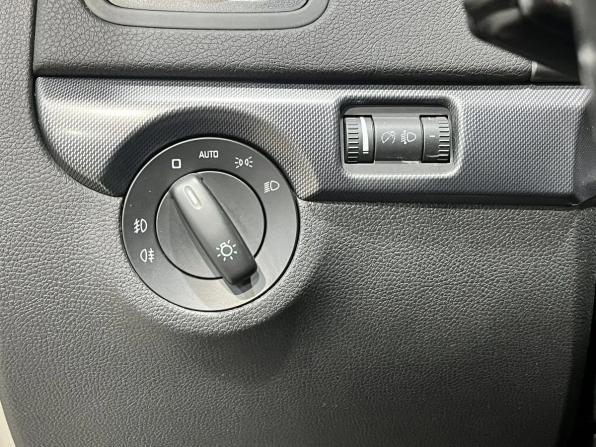 Skoda Yeti I Рестайлинг с пробегом 2017 года, цена 1 415 000 рублей, 164297 км, внедорожник, Автокод Объявления