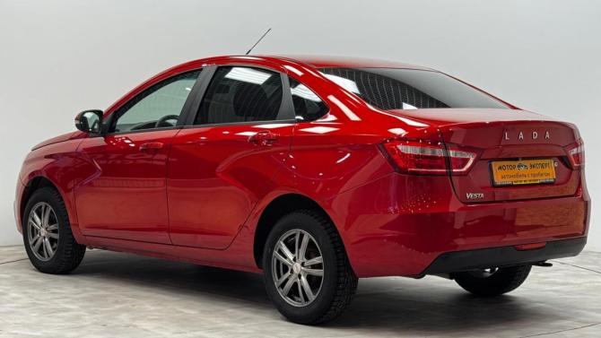 Lada (ВАЗ) Vesta I с пробегом 2017 года, цена 700 000 рублей, 175000 км, седан, Автокод Объявления