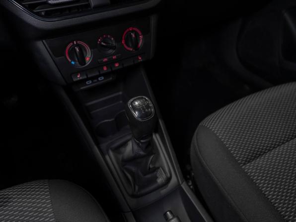Volkswagen Polo VI с пробегом 2021 года, цена 1 620 000 рублей, 40489 км, лифтбек, Автокод Объявления