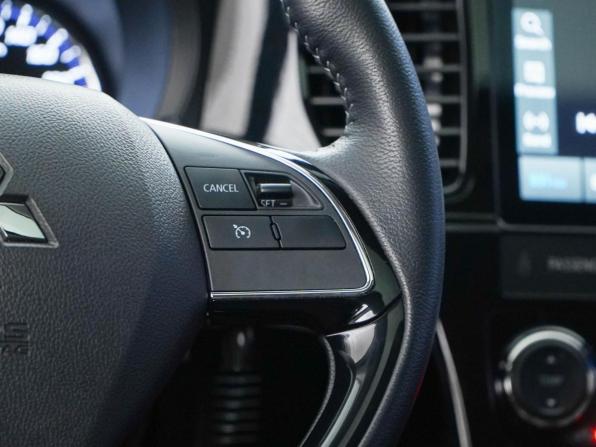 Mitsubishi Outlander III Рестайлинг 3 с пробегом 2022 года, цена 2 819 444 рубля, 20429 км, внедорожник, Автокод Объявления
