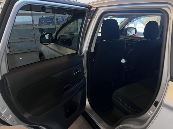 Mitsubishi Outlander III Рестайлинг 3 с пробегом 2019 года, цена 2 499 000 рублей, 67624 км, внедорожник, Автокод Объявления