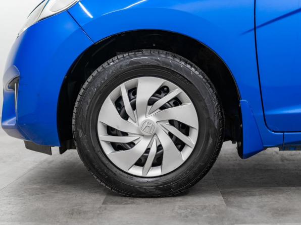 Honda Fit III с пробегом 2016 года, цена 975 000 рублей, 76248 км, хэтчбек, Автокод Объявления