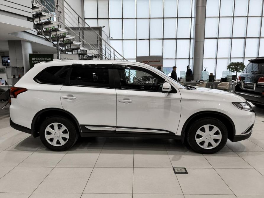 Mitsubishi Outlander III Рестайлинг 2 Казань  - изображение 5