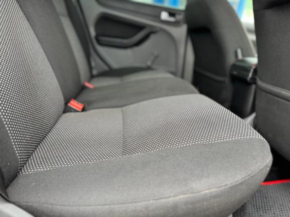 Ford Focus II Рестайлинг с пробегом 2011 года, цена 715 000 рублей, 205000 км, седан, Автокод Объявления