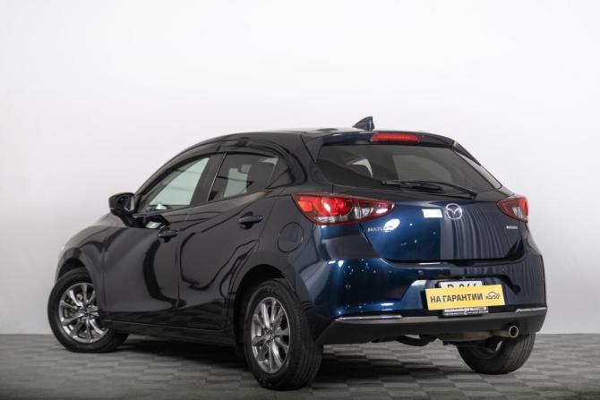 Mazda 2 III (DJ) Рестайлинг с пробегом 2021 года, цена 1 379 000 рублей, 44469 км, хэтчбек, Автокод Объявления