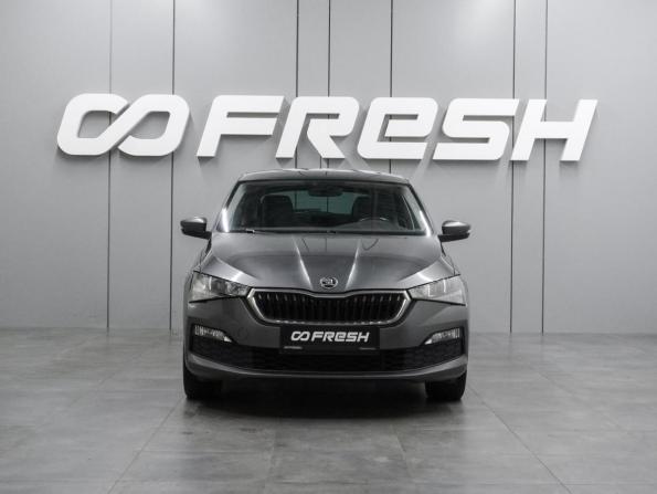 Skoda Rapid II с пробегом 2020 года, цена 1 379 000 рублей, 239215 км, лифтбек, Автокод Объявления