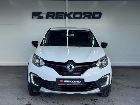 Renault Kaptur I с пробегом 2017 года, цена 1 399 000 рублей, 119635 км, внедорожник, Автокод Объявления