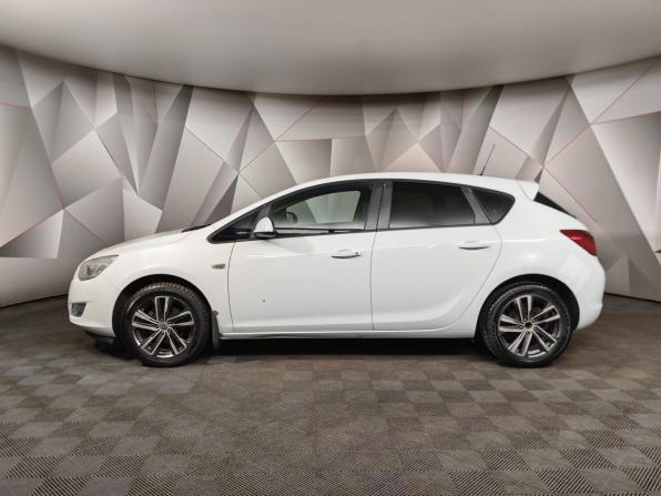 Opel Astra J с пробегом 2011 года, цена 549 000 рублей, 132801 км, хэтчбек, Автокод Объявления