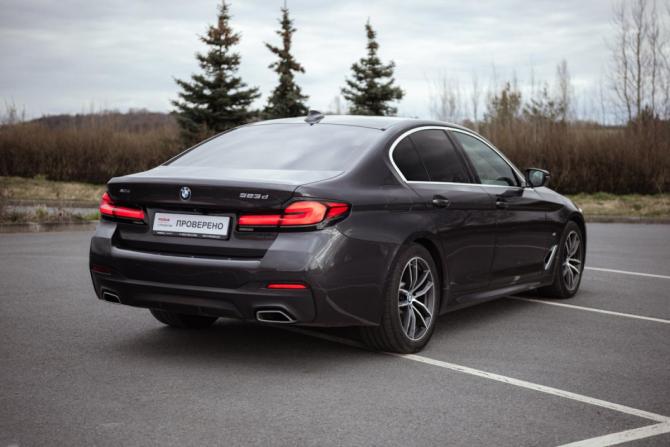 BMW 5 серии VII (G30/G31/G38) Рестайлинг с пробегом 2021 года, цена 4 279 700 рублей, 122414 км, седан, Автокод Объявления