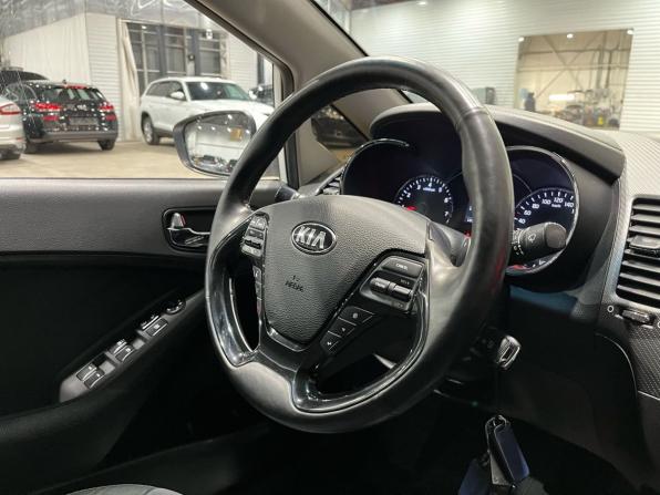 Kia Cerato III Рестайлинг (Classic) с пробегом 2017 года, цена 1 199 000 рублей, 184401 км, седан, Автокод Объявления