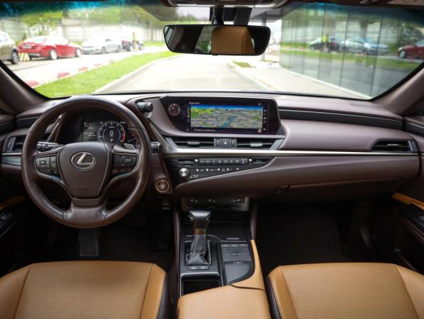 Lexus ES VII с пробегом 2021 года, цена 3 639 000 рублей, 132100 км, седан, Автокод Объявления