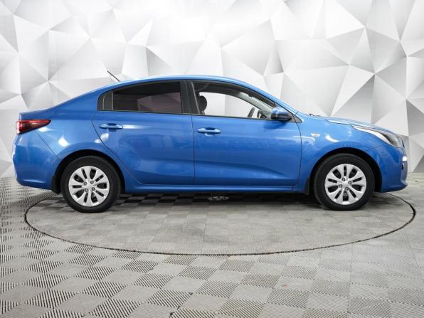 Kia Rio IV с пробегом 2018 года, цена 885 000 рублей, 217000 км, седан, Автокод Объявления
