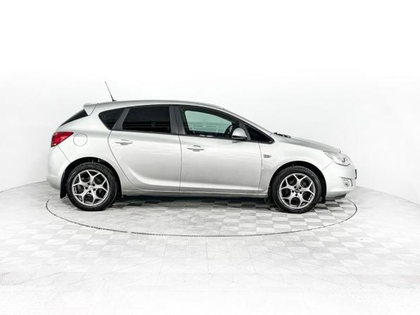 Opel Astra J с пробегом 2010 года, цена 657 000 рублей, 269851 км, хэтчбек, Автокод Объявления