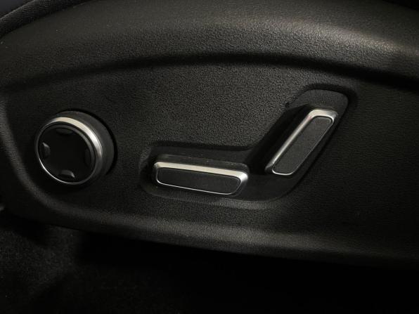 Geely Atlas II с пробегом 2024 года, цена 2 995 000 рублей, 37879 км, внедорожник, Автокод Объявления