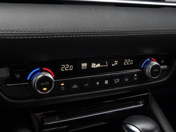 Mazda 6 III (GJ) Рестайлинг 2 с пробегом 2019 года, цена 2 560 000 рублей, 121185 км, седан, Автокод Объявления