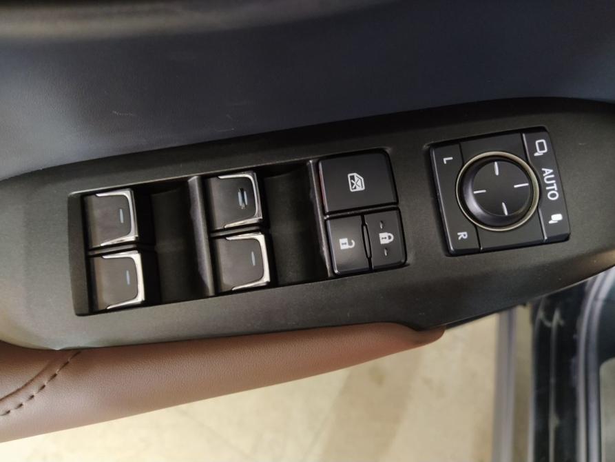 Lexus NX I Рестайлинг Екатеринбург  - изображение 16