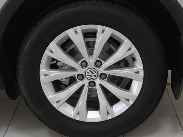 Volkswagen Tiguan II с пробегом 2018 года, цена 2 099 900 рублей, 98453 км, внедорожник, Автокод Объявления