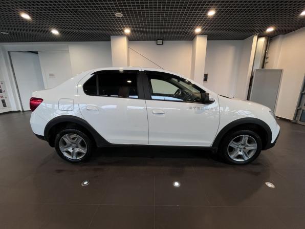 Renault Logan II Рестайлинг с пробегом 2020 года, цена 1 037 000 рублей, 125481 км, седан, Автокод Объявления