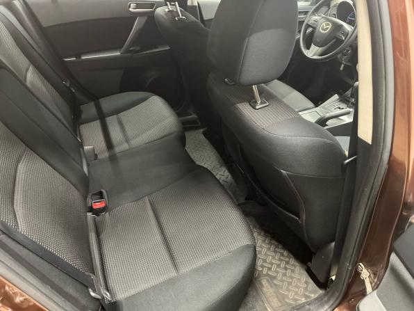 Mazda 3 II (BL) Рестайлинг с пробегом 2011 года, цена 748 000 рублей, 229000 км, седан, Автокод Объявления