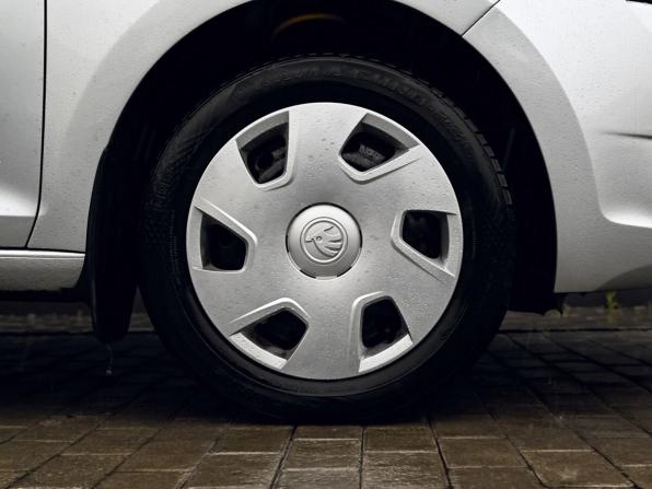 Skoda Rapid I с пробегом 2014 года, цена 1 149 000 рублей, 82700 км, лифтбек, Автокод Объявления